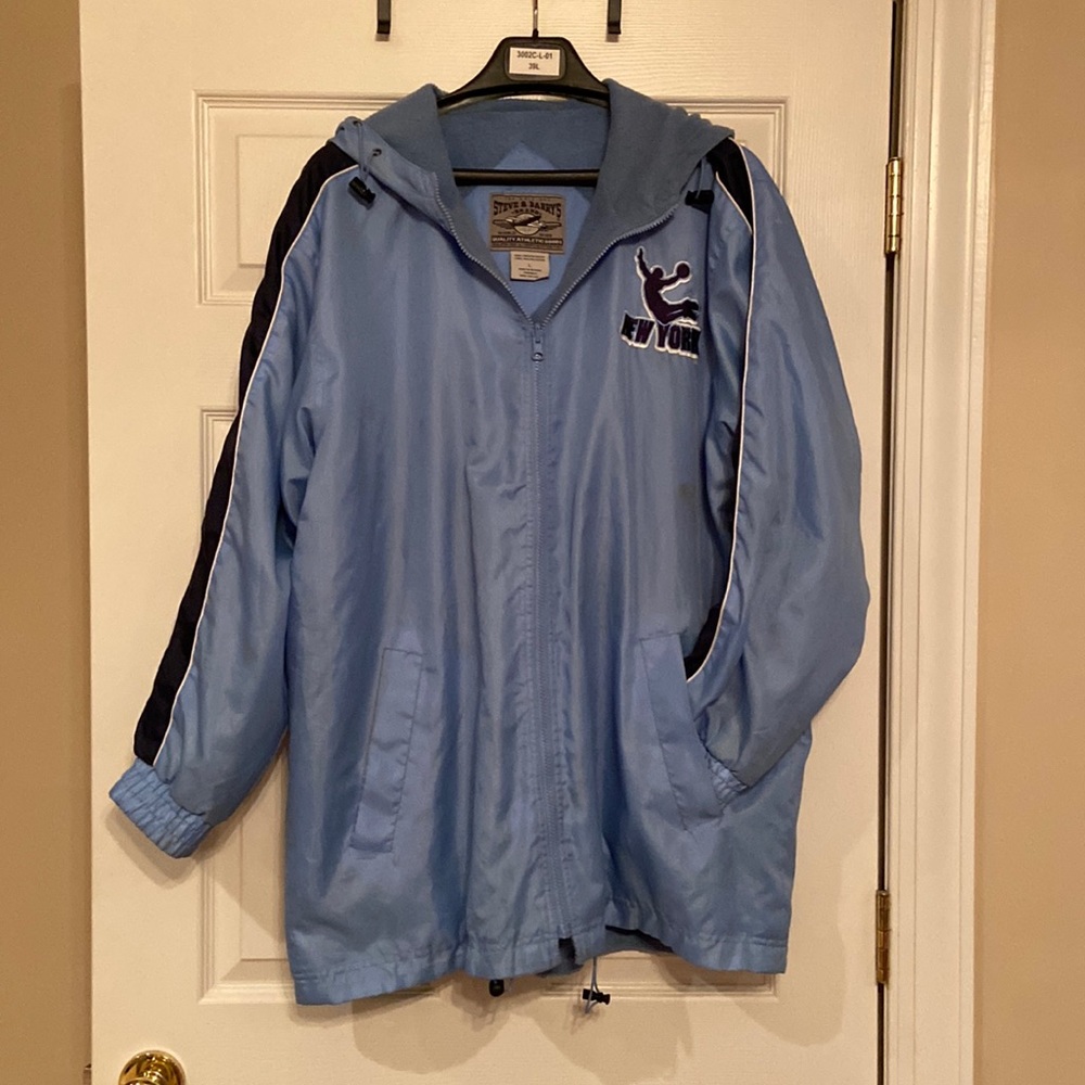 FINAL PRICE DROP ☑️ Steve & Barry’s Large Unisex Basketball Themed Jacket